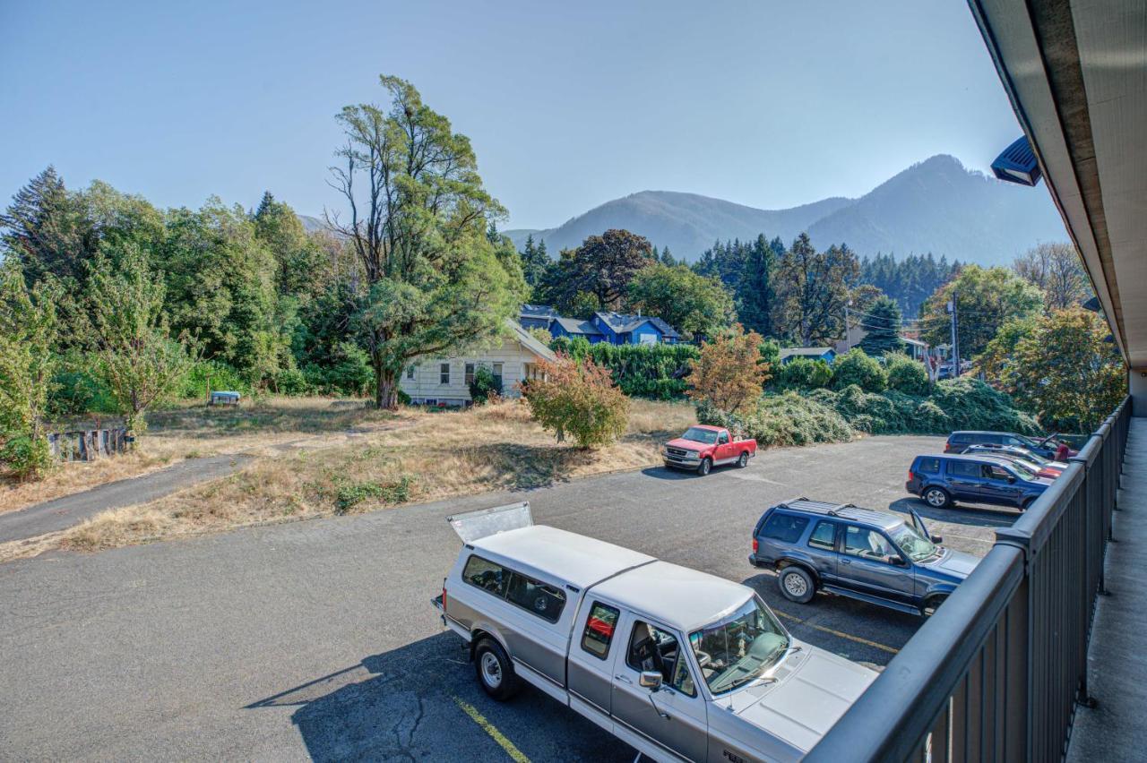 Columbia Gorge Inn Cascade Locks Exterior foto